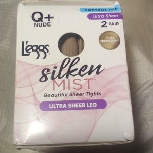 NIB! L'eggs Silken Mist Ultra Sheer Tights - Nude
